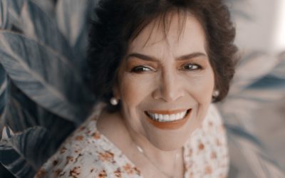 Dentures & Dental Implants That Will Help You Look Younger and Chew Better